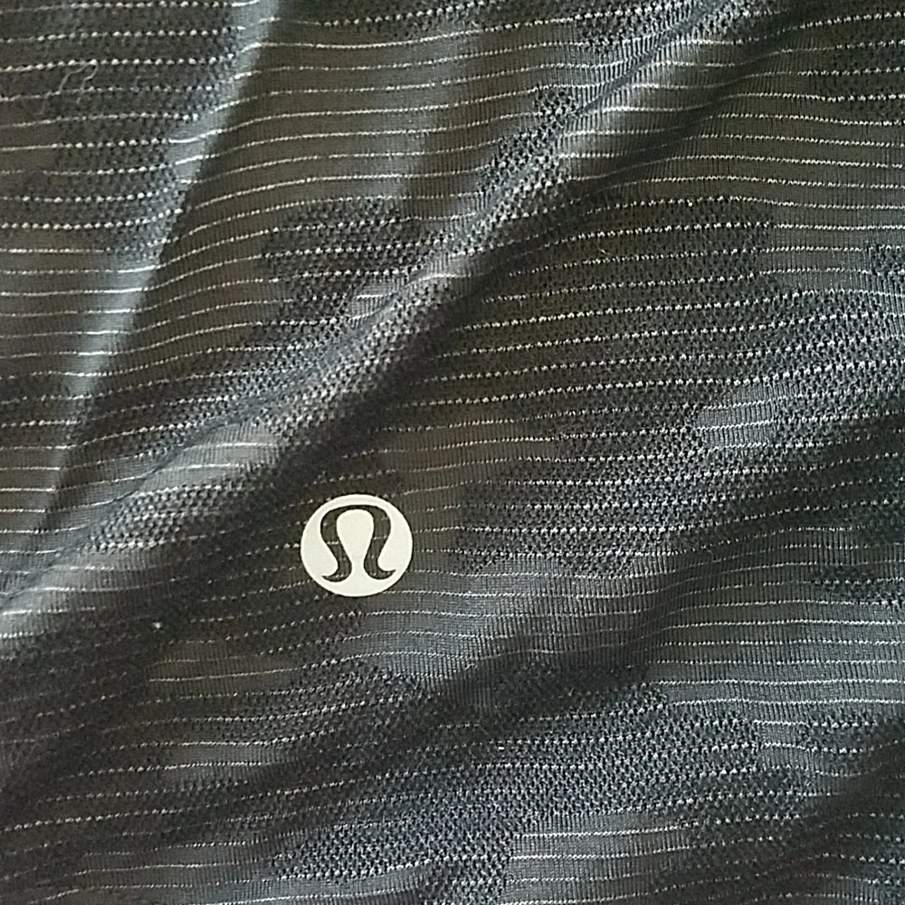 Lululemon Athletica Racerback Tank Top No Sleeves Active Run Yoga Sleeveless